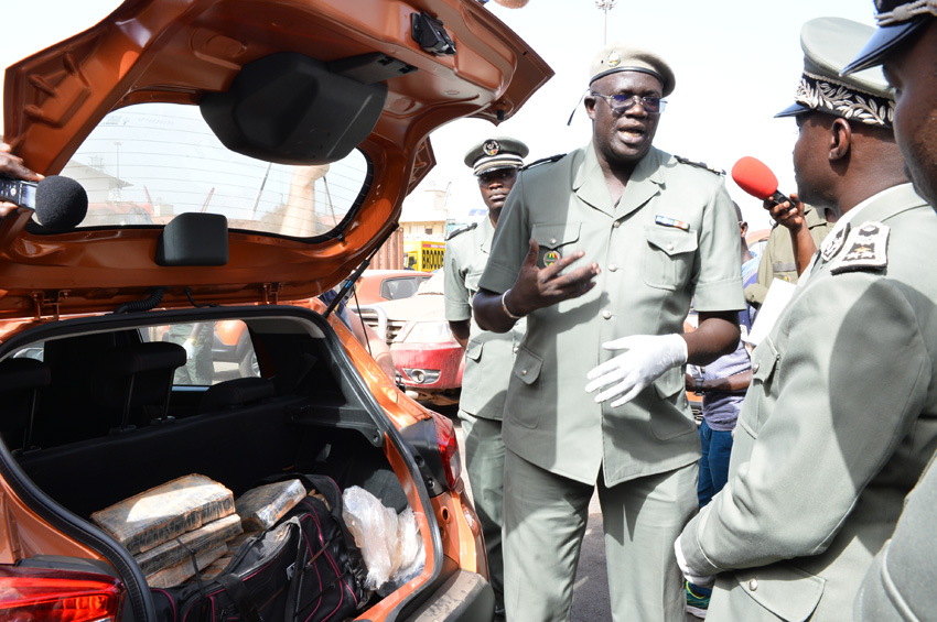 20 PHOTOS: Voici la cargaison de drogue saisie au Mole 1 du Port de Dakar 
