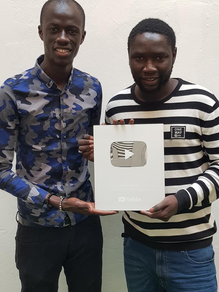 Yankhoba Sané de sanslimites et Amadou Sy de dakarbuzz.com: Deux jeunes, une même vision avec un grand potentiel, à accompagner Yankhoba Sané de sanslimites et Amadou Sy de dakarbuzz.com: Deux jeunes, une même vision avec un grand potentiel, à accompagner