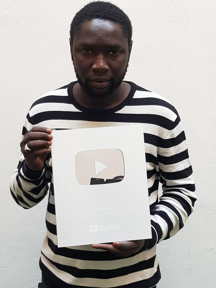 Yankhoba Sané de sanslimites et Amadou Sy de dakarbuzz.com: Deux jeunes, une même vision avec un grand potentiel, à accompagner Yankhoba Sané de sanslimites et Amadou Sy de dakarbuzz.com: Deux jeunes, une même vision avec un grand potentiel, à accompagner