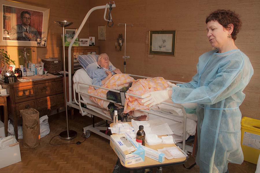 Santé: l’hospitalisation à domicile, désormais une réalité au Sénégal