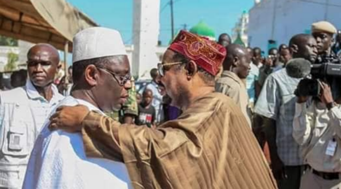 Fass Delorme: Macky Sall chez Ahmed Khalifa Niasse pour …