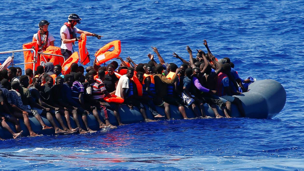 Plus de 100 migrants portés disparus au large de la Libye
