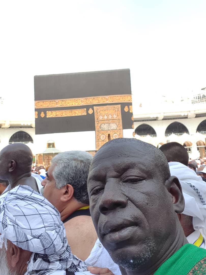 PHOTOS: Wilane s'offre un selfie devant la Kaaba