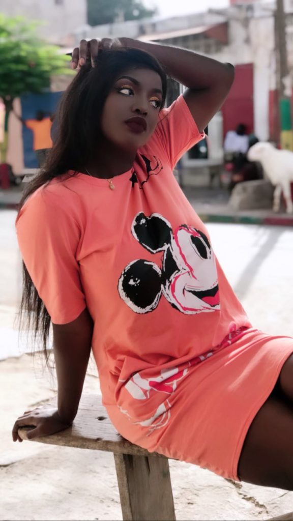 PHOTOS - FIFI « Niareel » de Sanex dans la série Wiri Wiri, toute ravissante