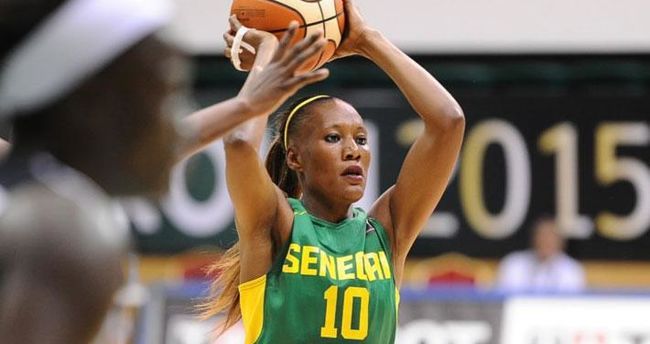 Afrobasket-2019 / Astou Traoré, capitaine des "Lionnes": « les filles avaient un peu la pression au début »