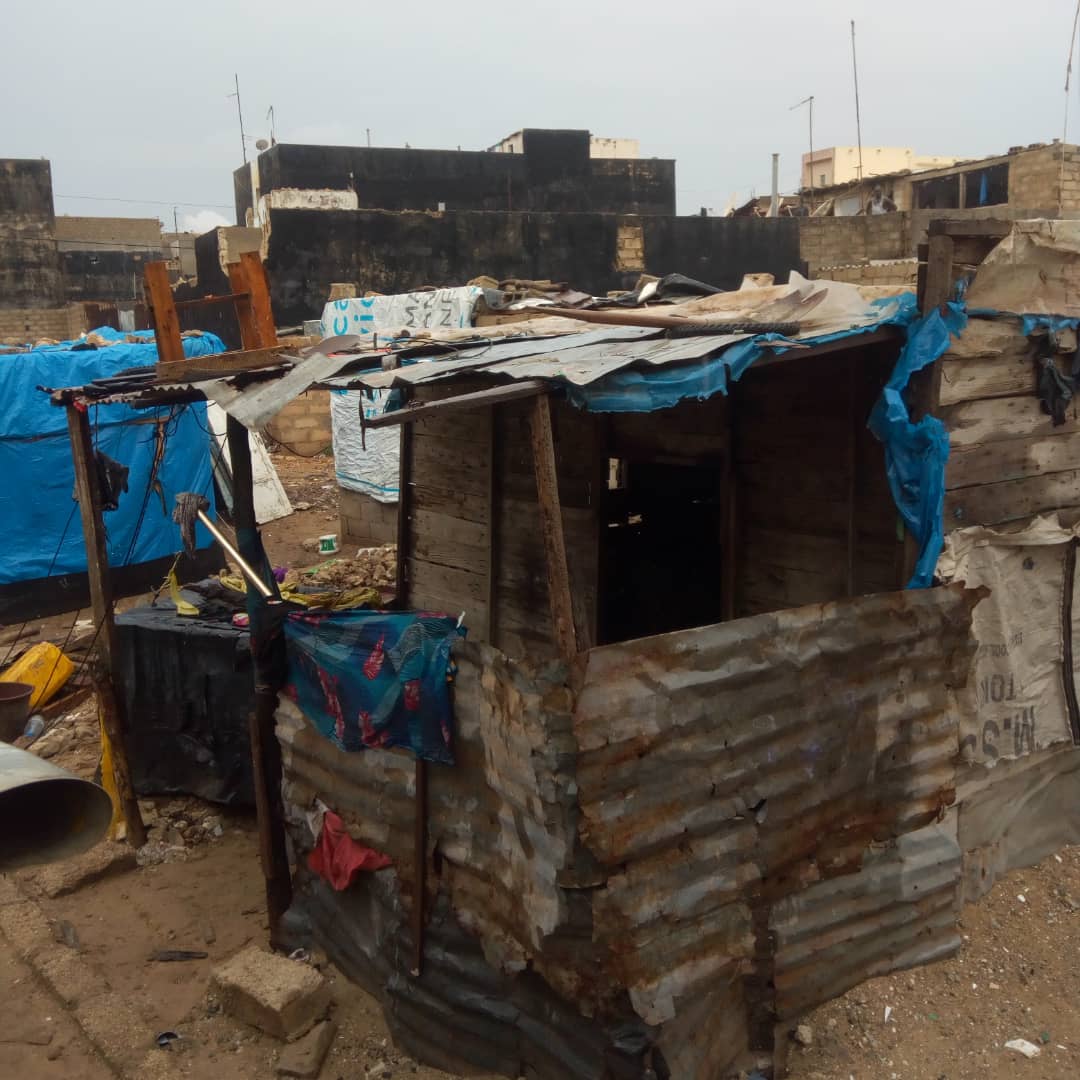 Photos : Destruction d’un ghetto à Dalifort