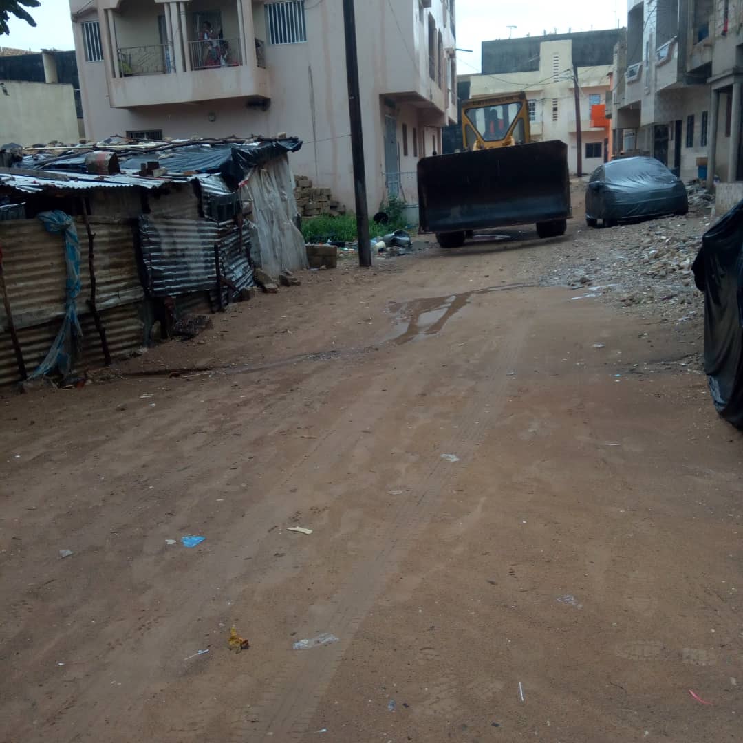 Photos : Destruction d’un ghetto à Dalifort