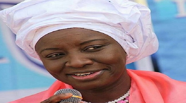 Mimi Touré: « Il y en a qui pensent qu’avec les ressources naturelles, ils peuvent manipuler l’opinion sénégalaise »