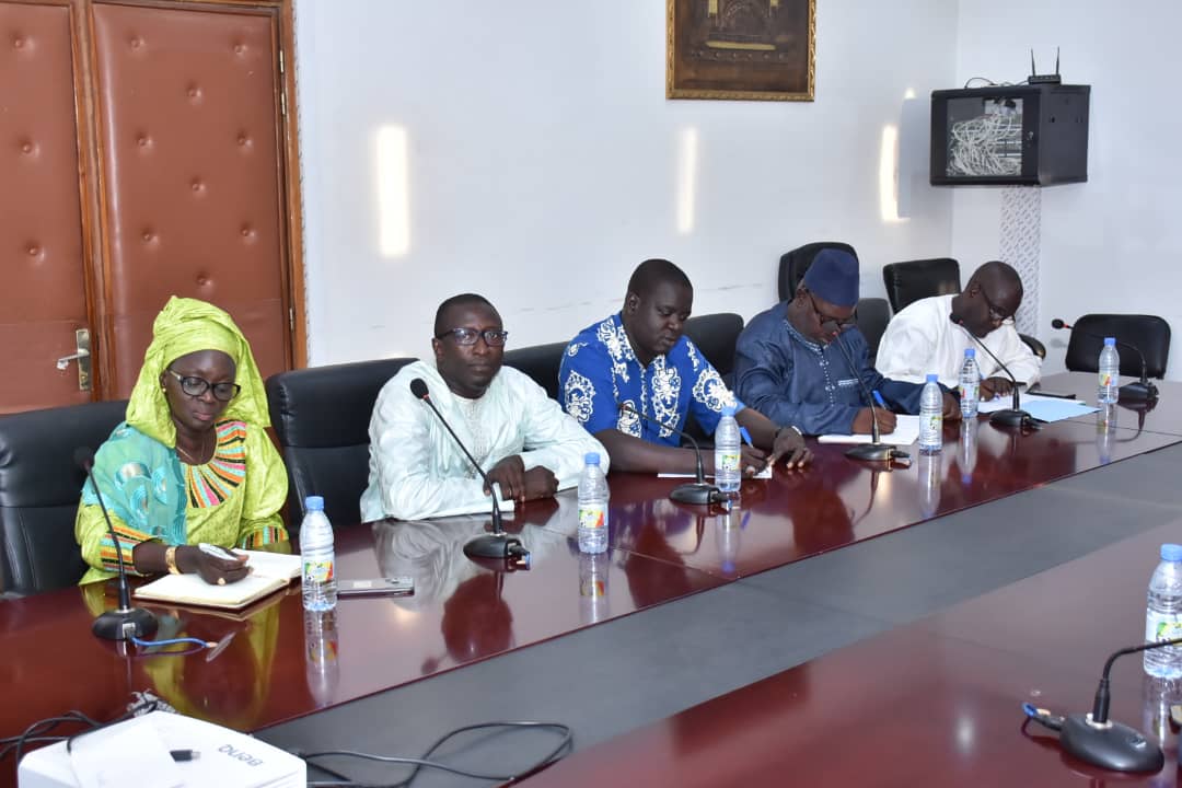 APR RUFISQUE : oumar gueye, invite les cadres a une meilleure organisation pour l’ancrage définitif du parti dans les 12 communes du département APR RUFISQUE : oumar gueye, invite les cadres a une meilleure organisation pour l’ancrage définitif du parti dans les 12 communes du département