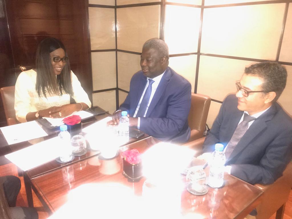 Visite officielle de Mme le Ministre de la Microfinance et de l’Economie sociale et solidaire au Maroc : Zahra Iyane Thiam et son homologue Marocain s’engagent pour promouvoir le développement de l’Economie sociale et solidaire. (IMAGES) Visite officielle de Mme le Ministre de la Microfinance et de l’Economie sociale et solidaire au Maroc : Zahra Iyane Thiam et son homologue Marocain s’engagent pour promouvoir le développement de l’Economie sociale et solidaire. (IMAGES)