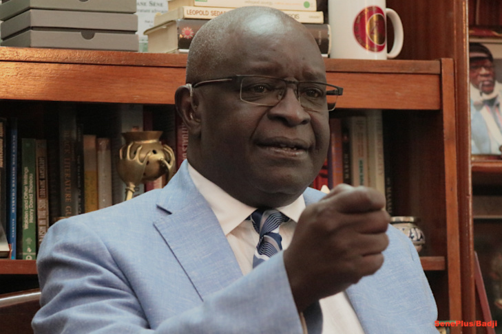 Histoire générale du Sénégal: Pr. Ousmane Sène défend Iba Der et précise que l’unanimisme tue tout