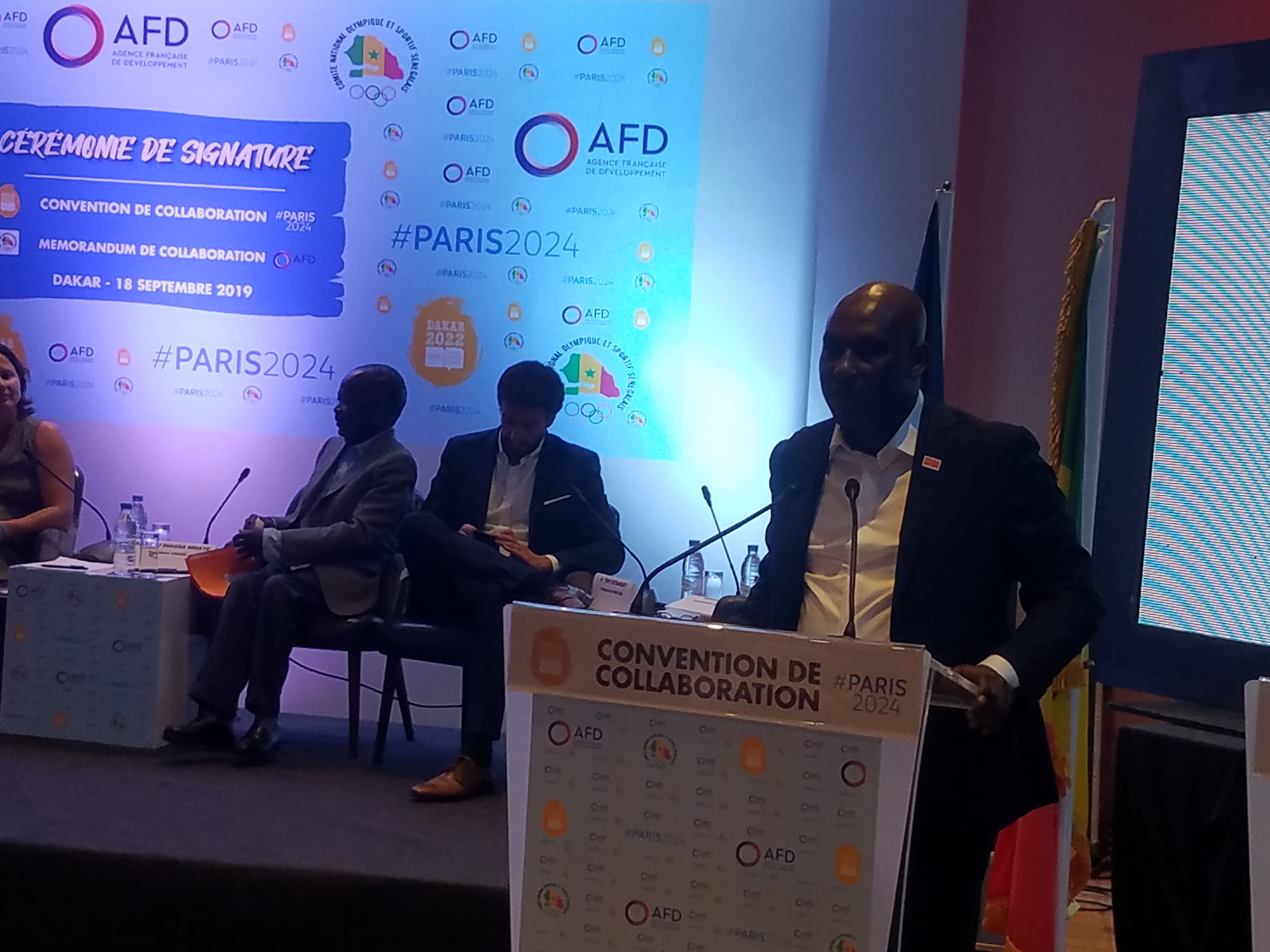 Paris 2024 s’engage aux côtés de Dakar 2022, dans un nouveau mode de coopération internationale Paris 2024 s’engage aux côtés de Dakar 2022, dans un nouveau mode de coopération internationale