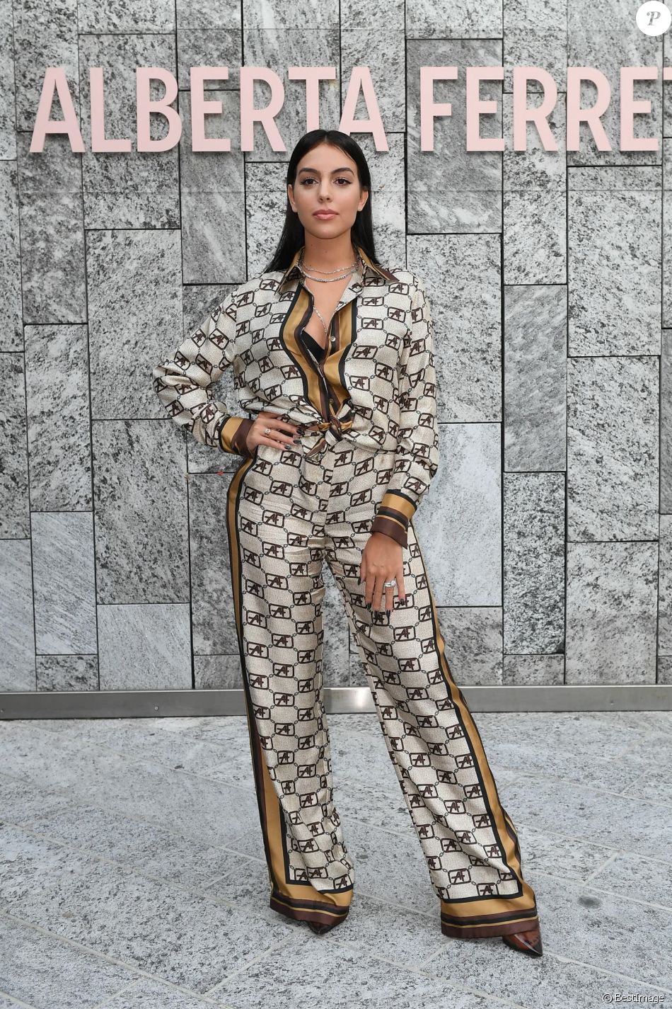 Georgina Rodriguez: La chérie de Cristiano Ronaldo canon à la Fashion Week
