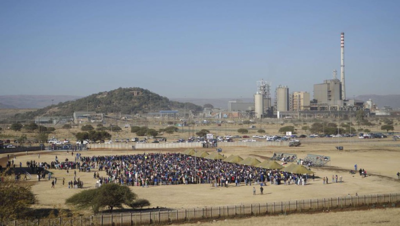 Afrique du Sud: suppression de plus de 5000 emplois dans une mine de platine