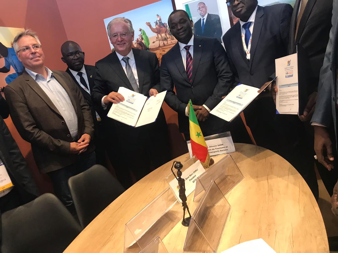 PHOTOS+VIDEO- Signature de protocole d'accord entre le Gouvernement du Sénégal et le syndicat des Entreprises du Tour Operating (SETO)