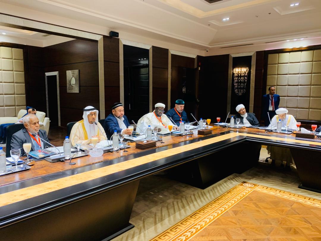 (Photos): Serigne Mansour Niass lors d'une conférence internationale (Photos): Serigne Mansour Niass lors d'une conférence internationale