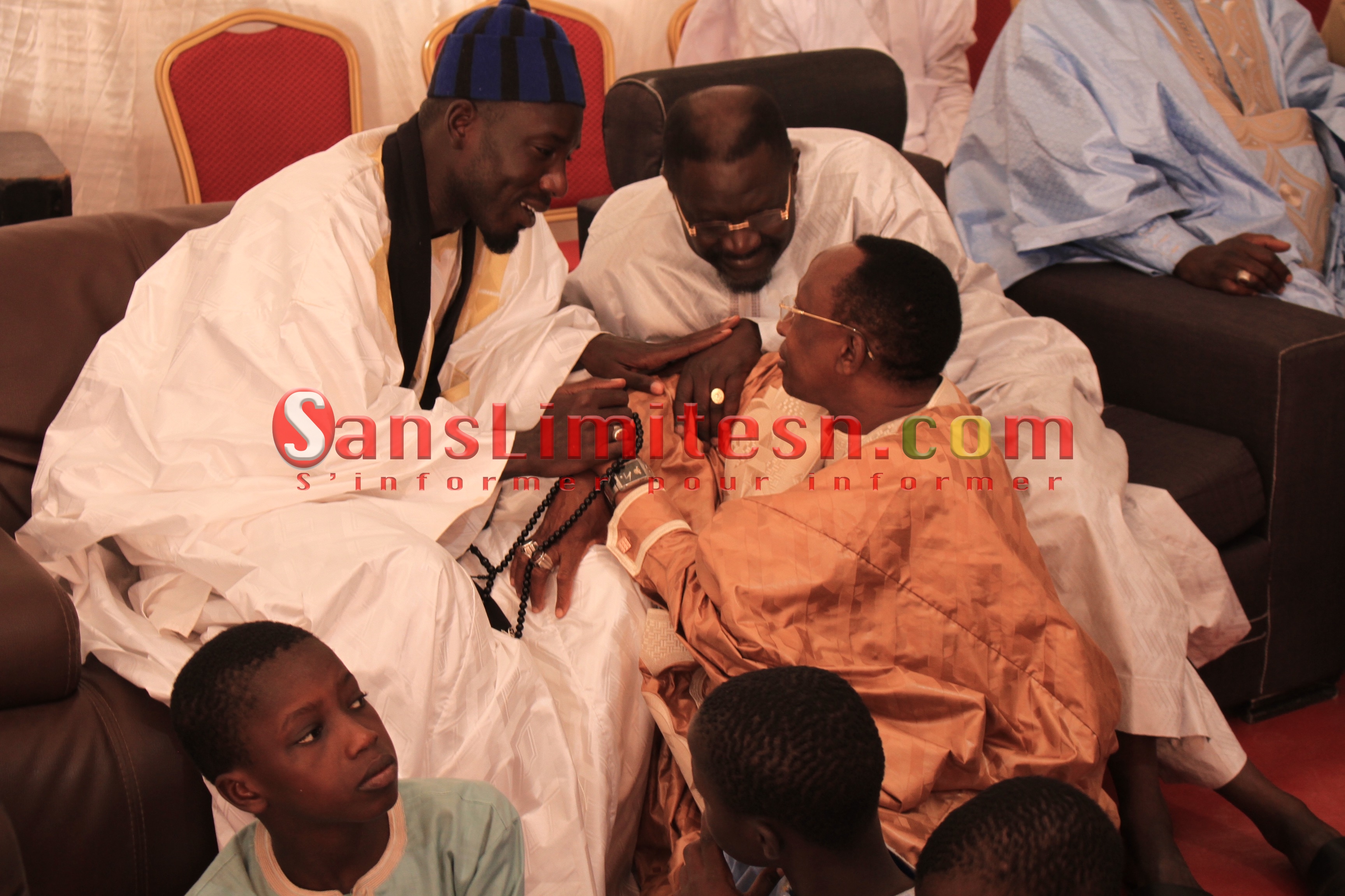 PHOTOS - Invités VIP et sagnsé: Les premières images du baptême royal du petit-fils de Moustapha Cissé Lô PHOTOS - Invités VIP et sagnsé: Les premières images du baptême royal du petit-fils de Moustapha Cissé Lô