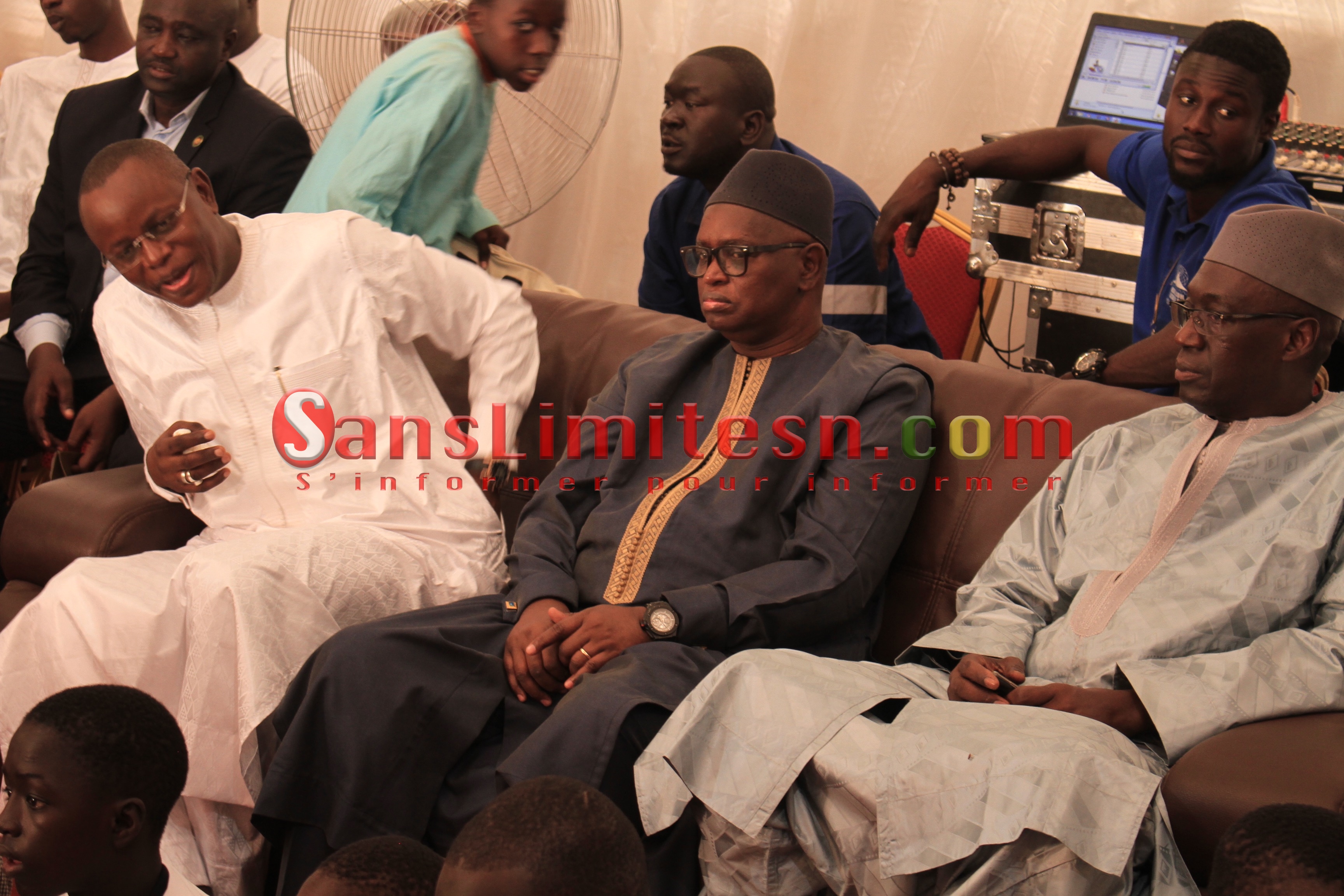 PHOTOS - Invités VIP et sagnsé: Les premières images du baptême royal du petit-fils de Moustapha Cissé Lô PHOTOS - Invités VIP et sagnsé: Les premières images du baptême royal du petit-fils de Moustapha Cissé Lô