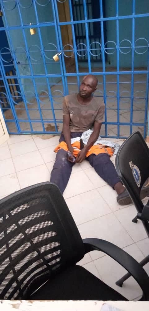 (Photos): Un faux policier arrêté sur l’axe Mbour/Sandiara