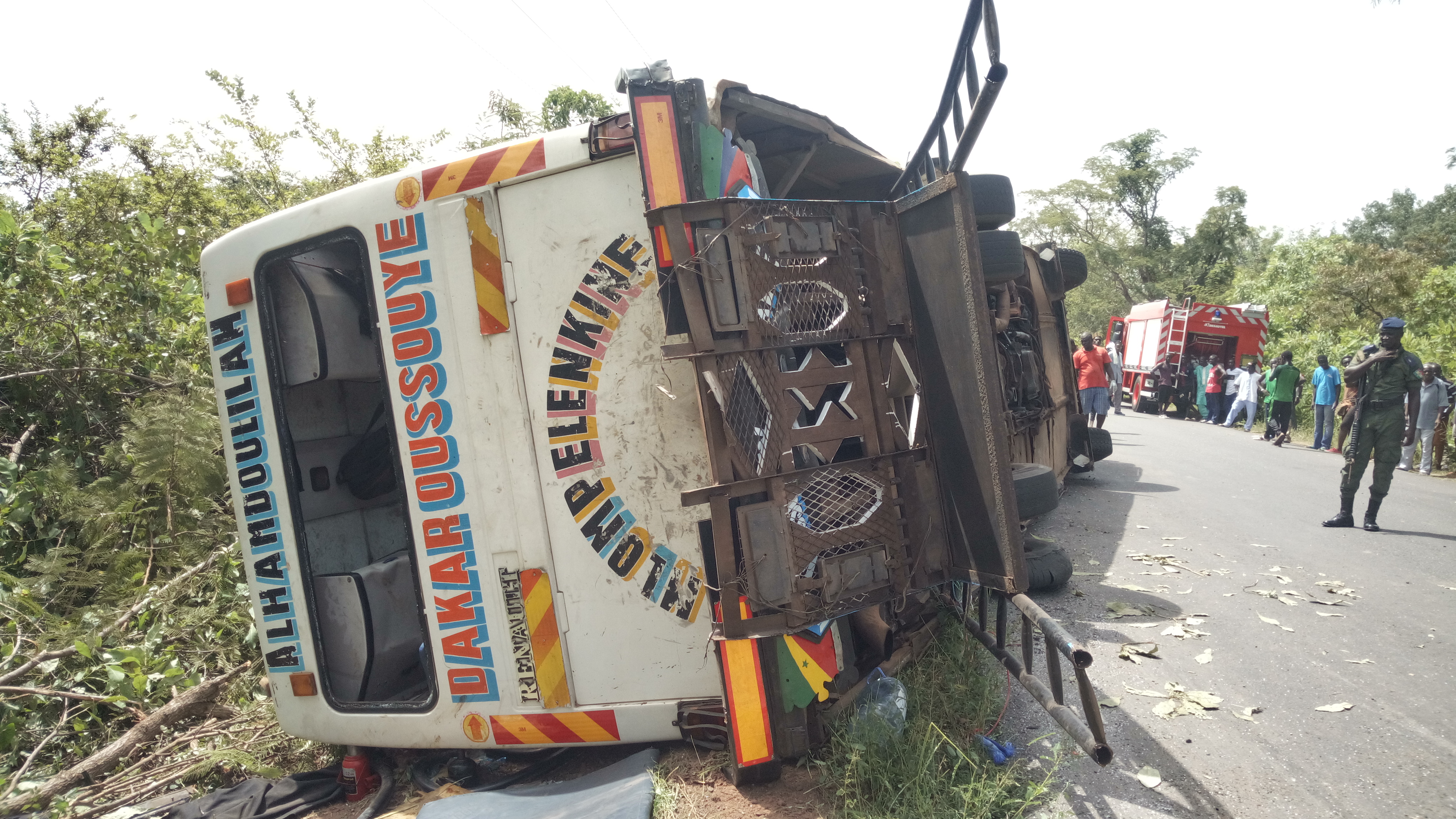 Bignona: un bus se renverse, 3 morts et des dizaines de blessés