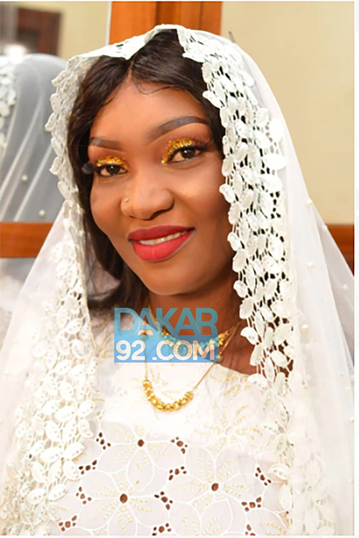 PHOTOS - Baptême : La femme de Mouhamed Niang toute étincelante dans sa tenue PHOTOS - Baptême : La femme de Mouhamed Niang toute étincelante dans sa tenue