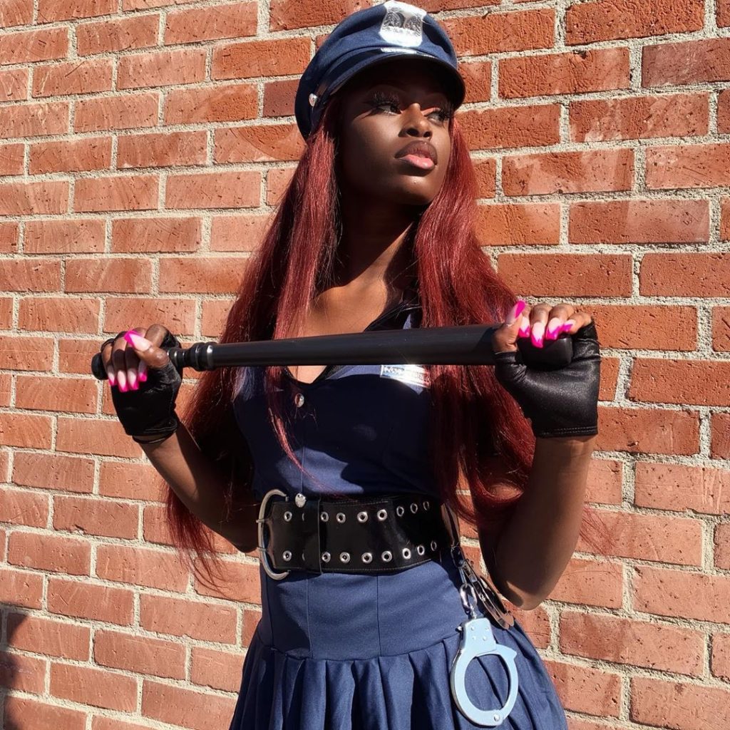 PHOTOS - Los Angeles: Diarra "Sen petit Gallé" dévoile son déguisement d’Halloween