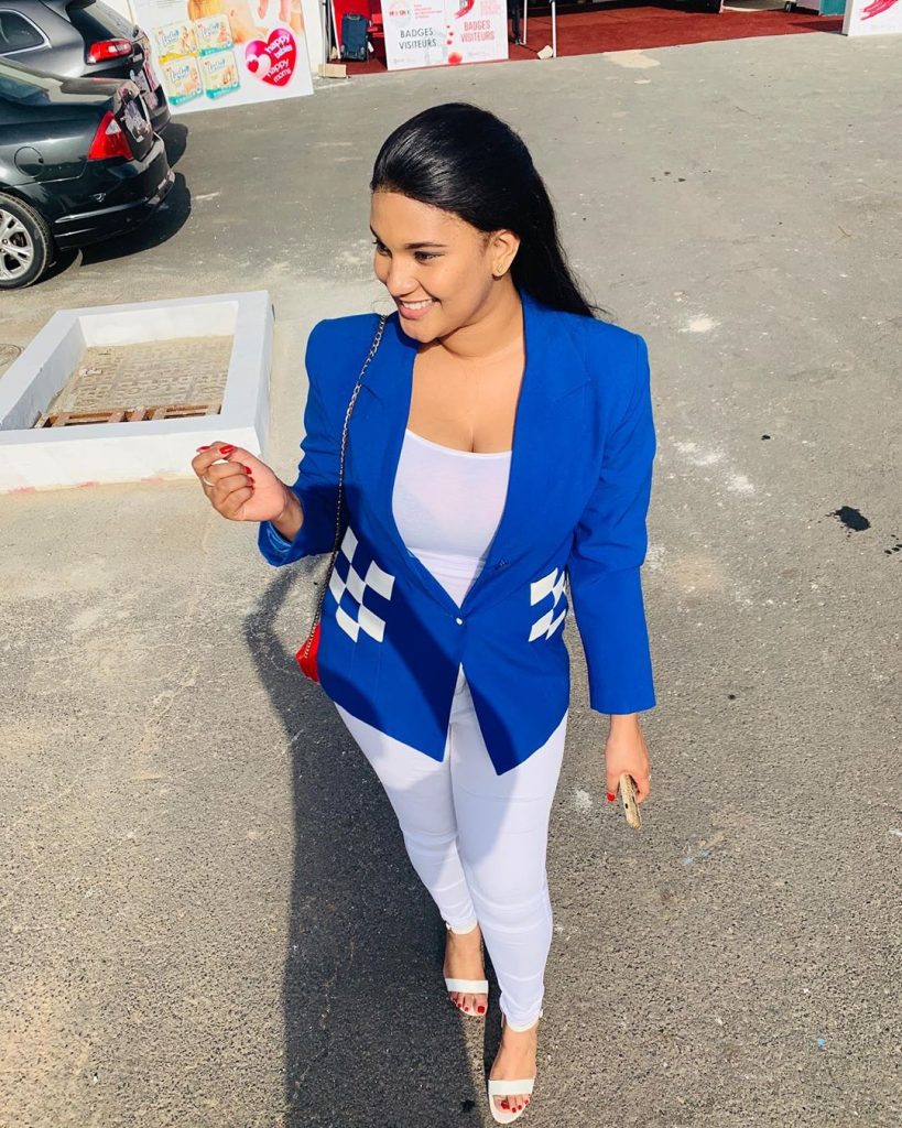 PHOTOS - Formes généreuses, beauté exquise, Eva "Pod et Marichou" plus rayonnante que jamais PHOTOS - Formes généreuses, beauté exquise, Eva "Pod et Marichou" plus rayonnante que jamais