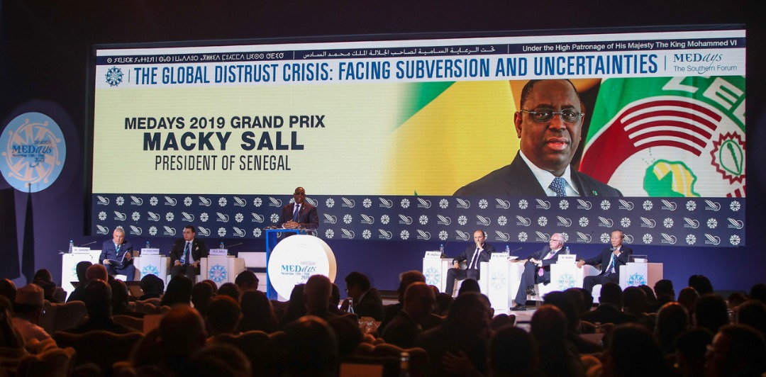 Le Président Macky Sall recevant le Grand Prix Medays: "Si l’Afrique recevait son dû par des échanges plus équitables, on ne parlerait plus d’aide publique au développement !"