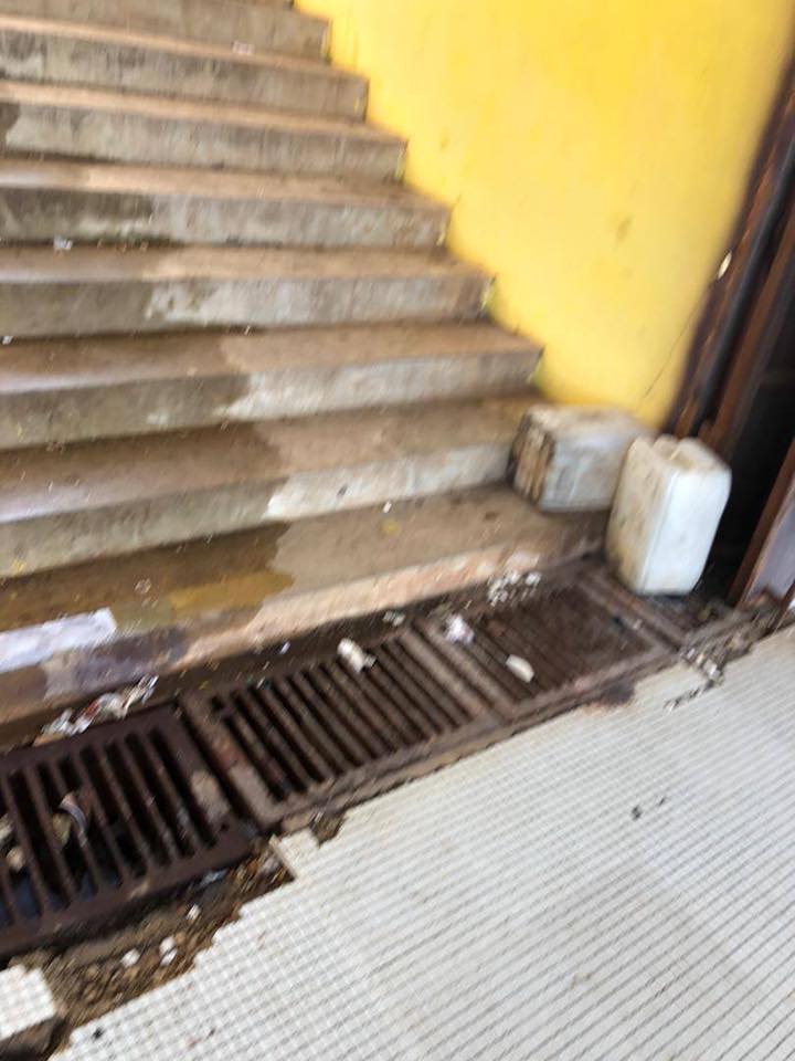 Photos: Regardez l'état de délabrement du stade Léopold Senghor
