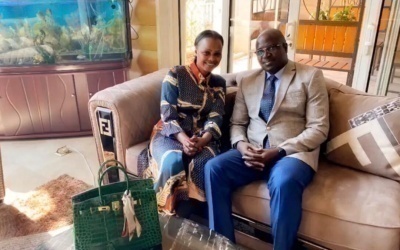 PHOTOS - Mbathio Ndiaye réapparaît avec le Consul général du Sénégal en Chine