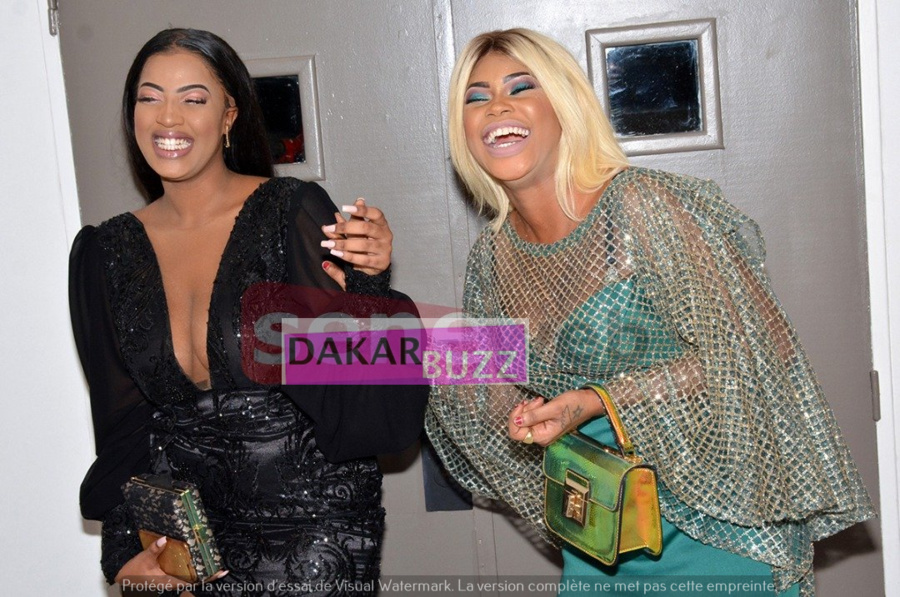 PHOTOS - Cérémonie de lancement S4 Pod et Marichou: Admirez la belle complicité entre Eva, Betty et Marichou PHOTOS - Cérémonie de lancement S4 Pod et Marichou: Admirez la belle complicité entre Eva, Betty et Marichou