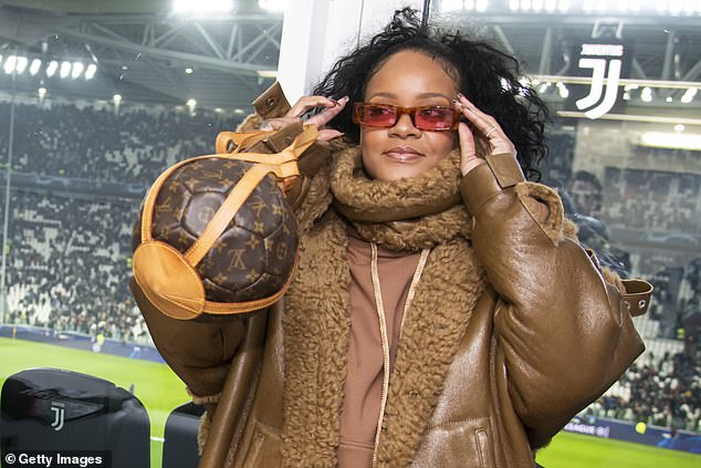 LDC – Juventus / Athletico: Rihanna était à Turin pour encourager son ami Cristiano Ronaldo (Photos)