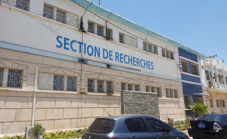 De supposés gendarmes de la Section de Recherches auteurs de vol, le commandant Mbengue dément