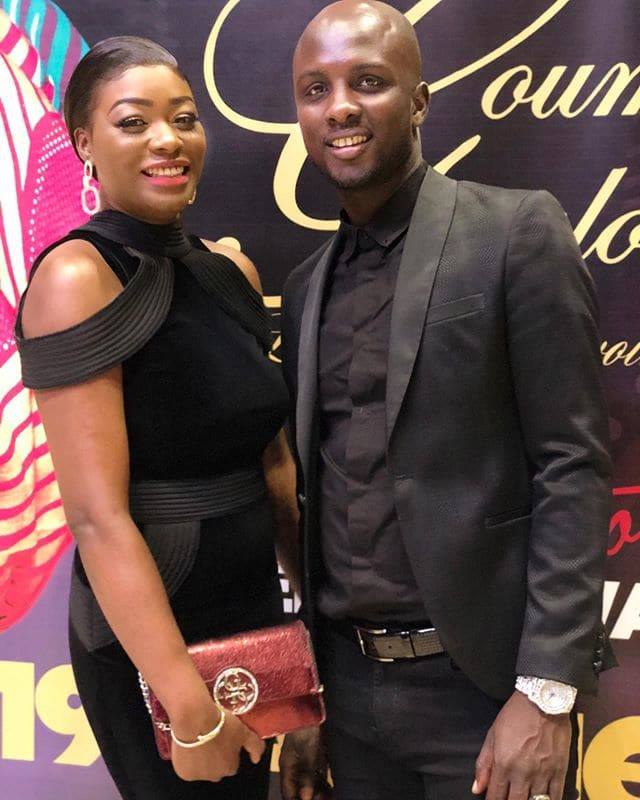 PHOTOS – Soirée Coumba Gawlo: La robe chic et glamour de Khady Ndiaye Bijou qui illumine la toile