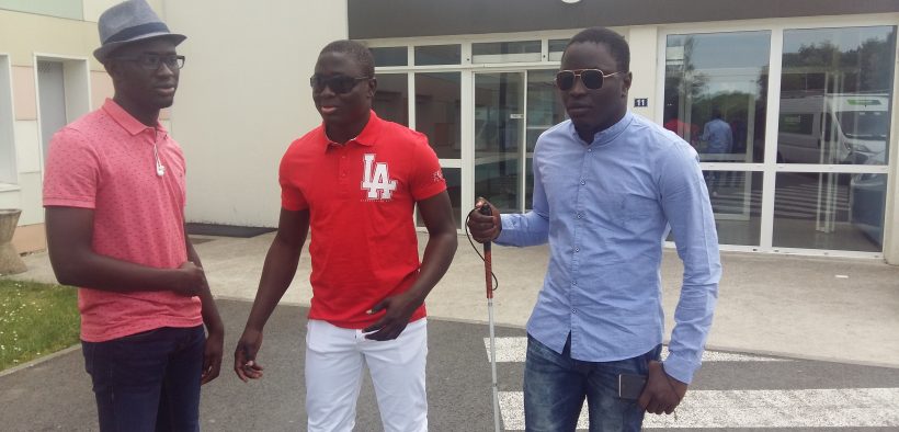 Guédiawaye: le Forum civil inquiet du sort d’élèves déficients visuels placés dans un collège inapproprié