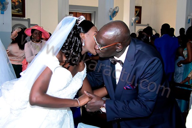 PHOTOS - Le mariage royal de Laurent Sène, DG de la chaîne d’hôtels Fleur de Lys et son épouse Aida Sène