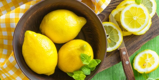 Cure détox au citron pour nettoyer et aider à drainer la foie