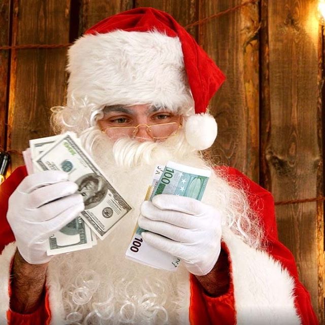 États-Unis : un sexagénaire braque une banque et distribue les billets volés  en criant “Joyeux Noël”