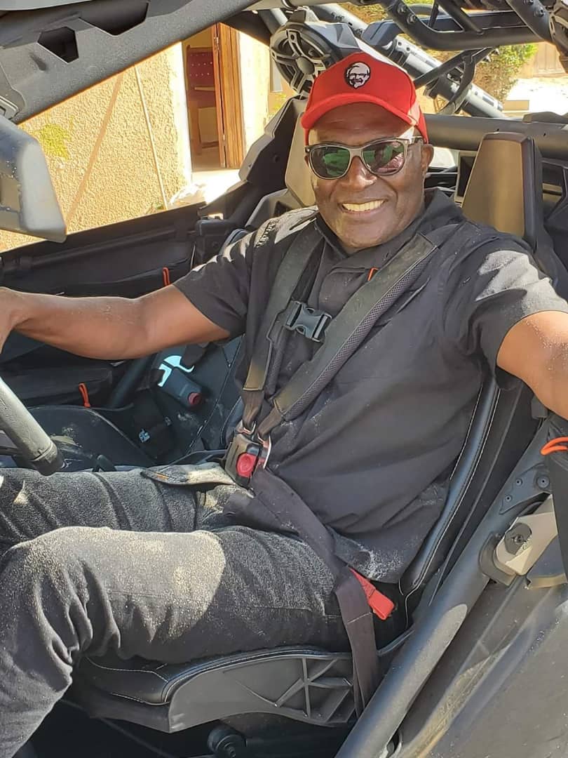 (04 Photos ) Balade en BUGGY et en JEEP : Regardez comment Babacar Ngom et les fils de Macky Sall passent leurs vacances