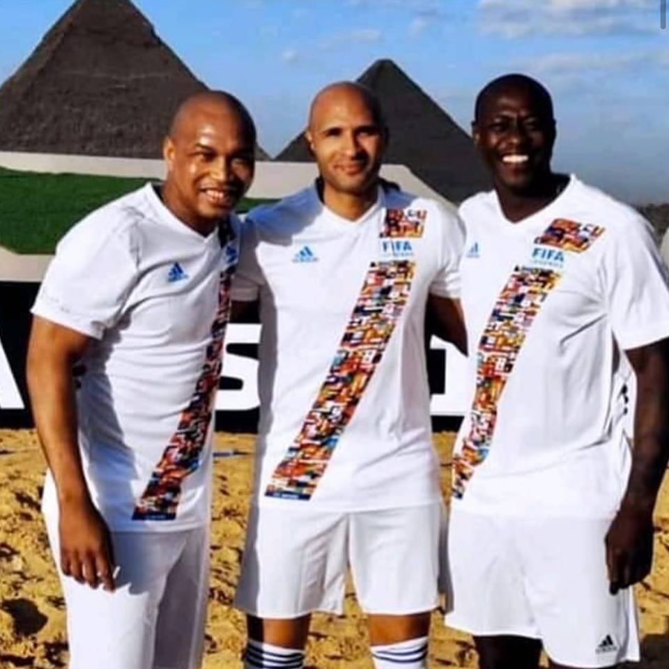 Arrêt sur image – Caf Awards: Diouf, Diomansy et Fadiga déjà au Caire Arrêt sur image – Caf Awards: Diouf, Diomansy et Fadiga déjà au Caire