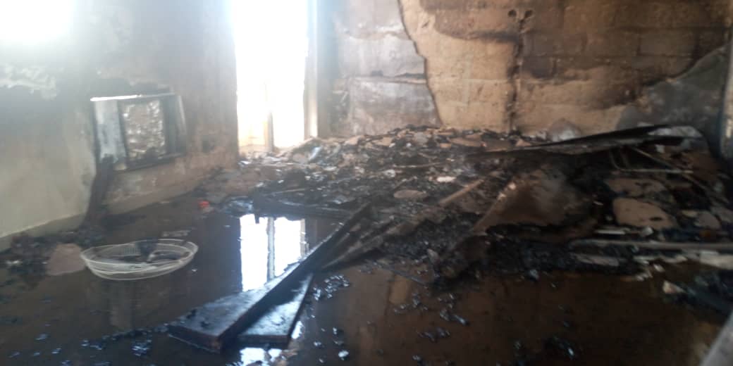 Médina Baye: La radio Baye Fm prend feu (photos)