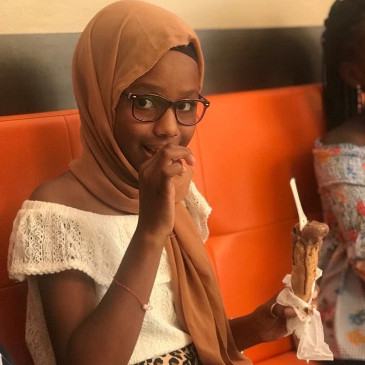 PHOTSOS – Mya de la série «Pod et Marichou» s’affiche sans son voile PHOTSOS – Mya de la série «Pod et Marichou» s’affiche sans son voile