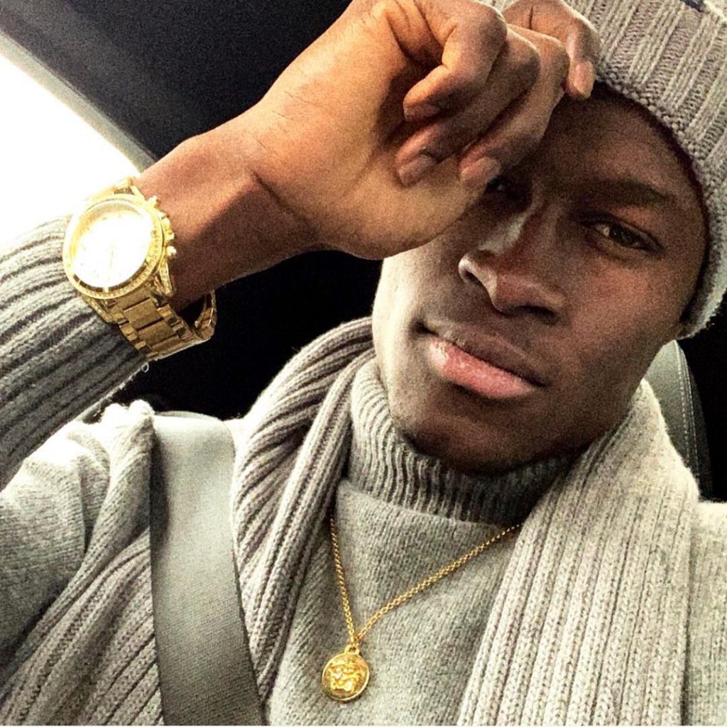 PHOTOS - L’attaquant sénégalais Babacar Guèye épouse Racky Aïdara de la série «Mœurs» PHOTOS - L’attaquant sénégalais Babacar Guèye épouse Racky Aïdara de la série «Mœurs»