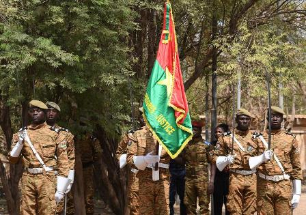 Au Burkina Faso, des volontaires pour faire la guerre aux terroristes