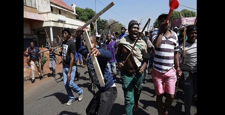 Xénophobie en Afrique du Sud: Les Nigérians et autres étrangers sommés de quitter le pays