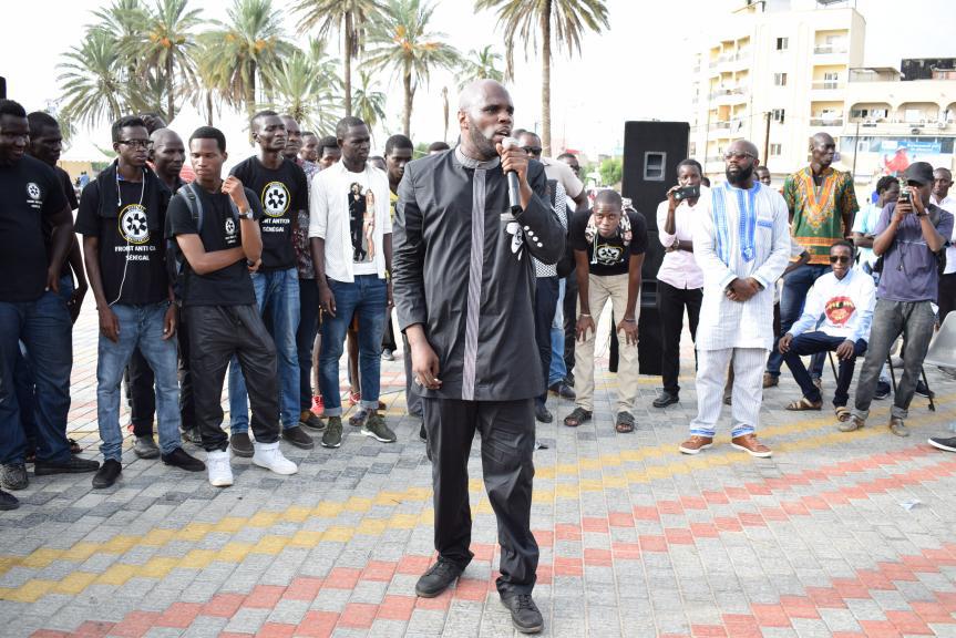 Kémi Séba s’annonce le 24 février 2020 à Dakar