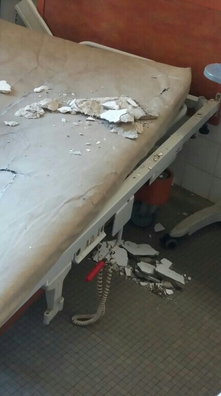 PHOTOS - L'hôpital régional de Saint-Louis menace de s'effondrer