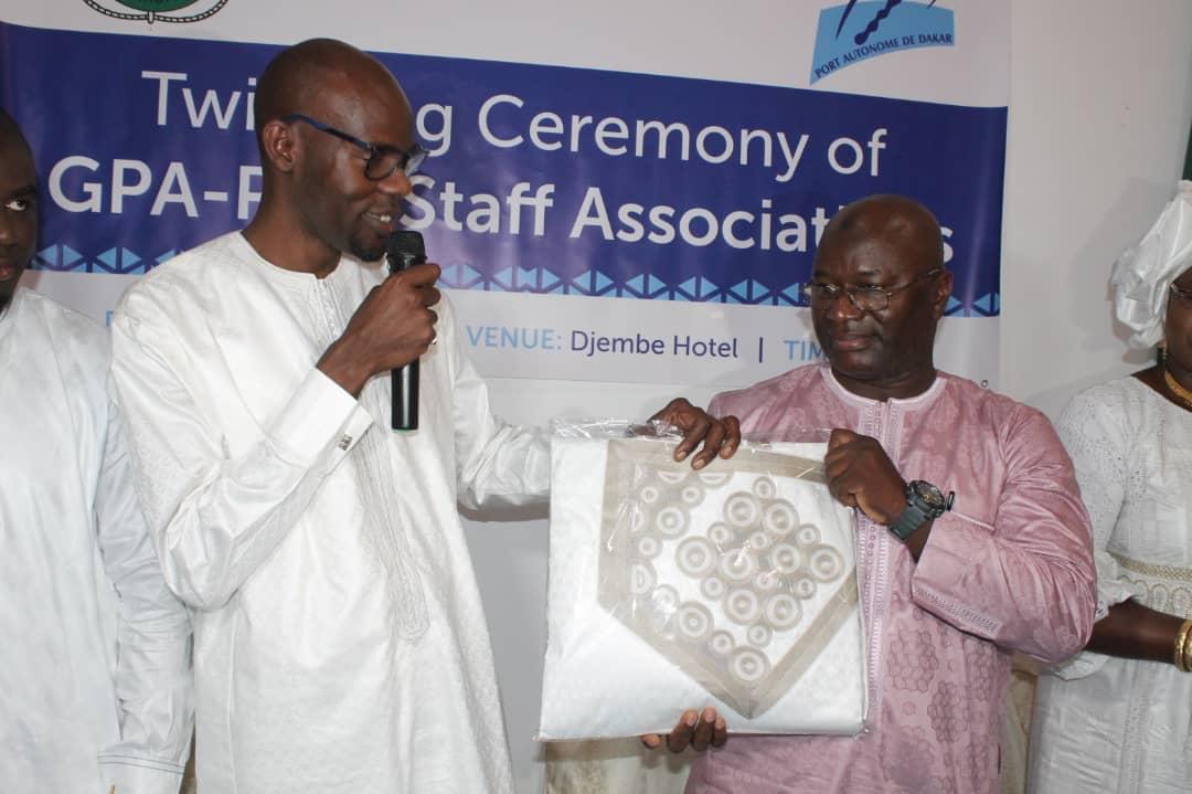 Dakar et Banjul redynamisent leur axe de coopération portuaire Dakar et Banjul redynamisent leur axe de coopération portuaire