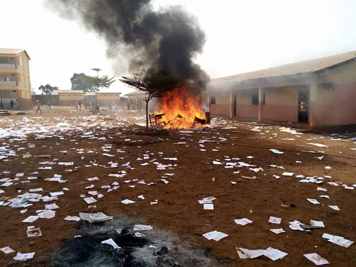Législatives et Référendum en Guinée: Un scrutin avec d’intenses et sanglantes violences