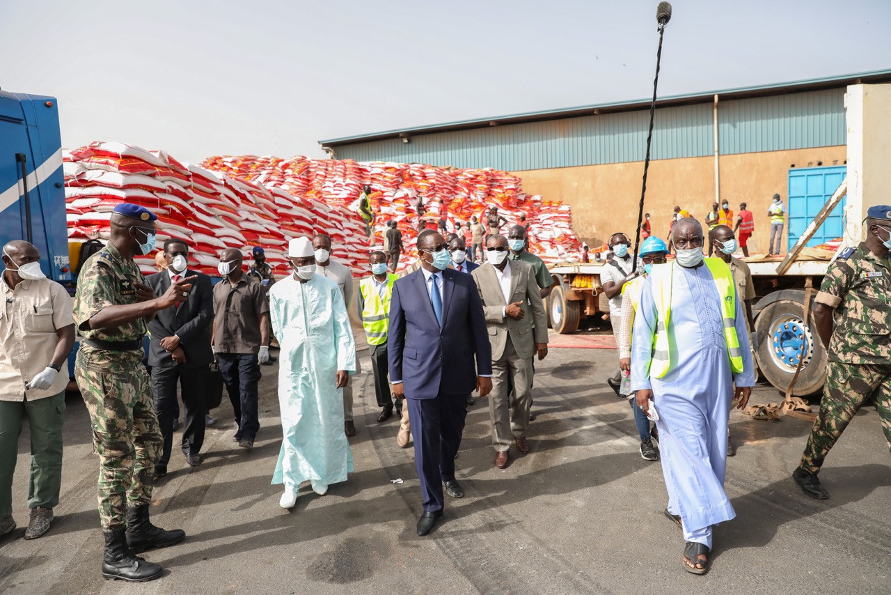 Réceptionné du 1er lot de vivres dans le cadre de l'aide alimentaire d'urgence Réceptionné du 1er lot de vivres dans le cadre de l'aide alimentaire d'urgence